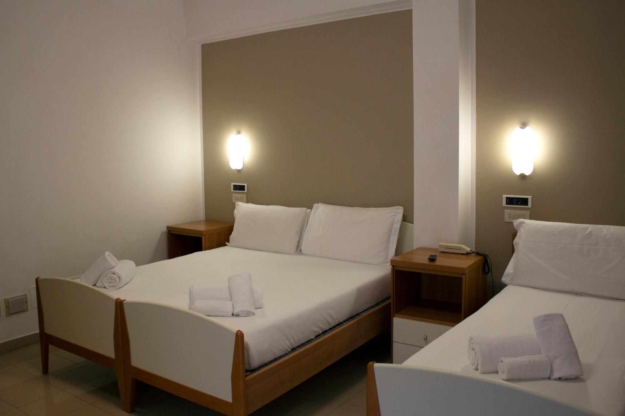 Auberge de jeunesse Ah Roma Extérieur photo