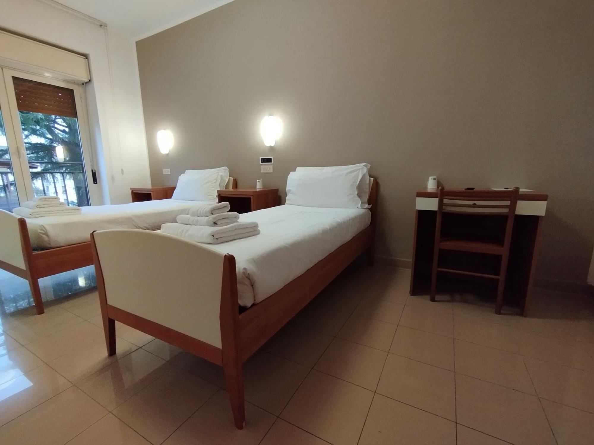 Auberge de jeunesse Ah Roma Extérieur photo